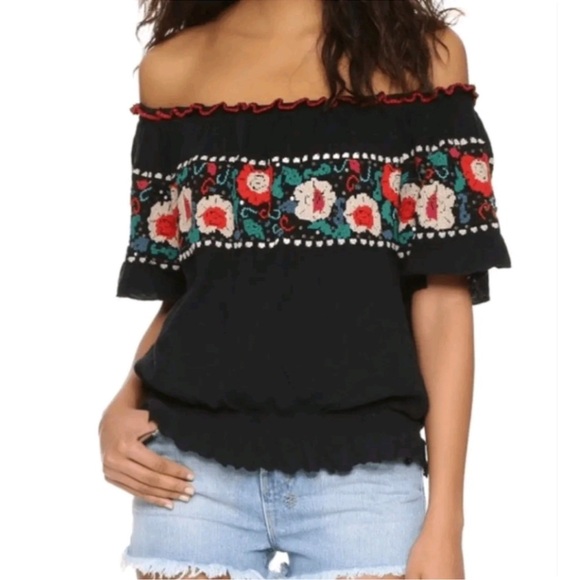 Free people Boho Top Black Floral Embroidered Off the shoulder M - Picture 1 of 9